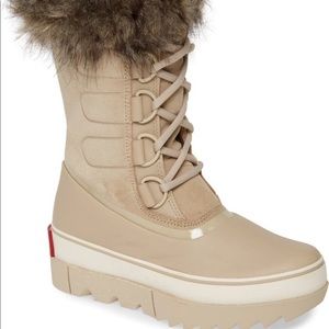 Sorel Joan of Arctic Next Faux Fur Waterproof Snow Boot size 8.5
